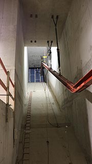 Die künftige Rolltreppe hier   im neuen Bauwerk am Sendlinger-Tor-Platz verbindet die Bahnsteige mit dem Zwischengeschoss (©Foto: Martin Schmitz)